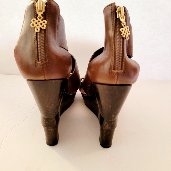 Diane von Furstenberg Opal Crisscross Wedge Sandal Sz 8.5 - Picture 10 of 12